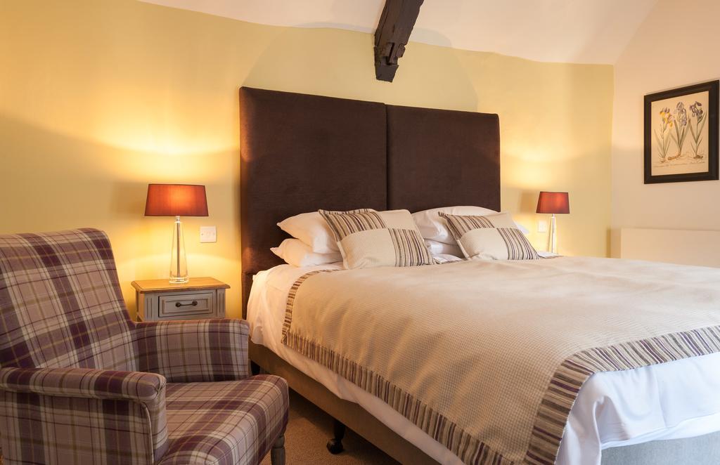 The Crown Hotel Shipton under Wychwood Phòng bức ảnh