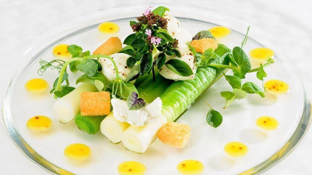 The Crown Hotel Shipton under Wychwood Ngoại thất bức ảnh