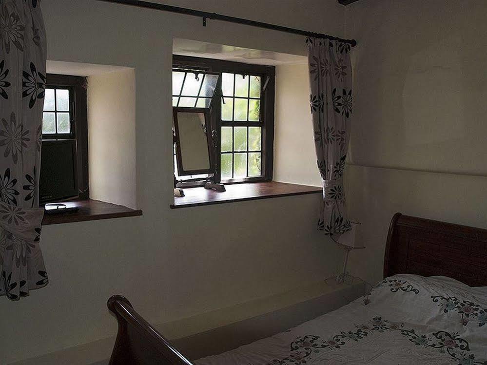 The Crown Hotel Shipton under Wychwood Ngoại thất bức ảnh